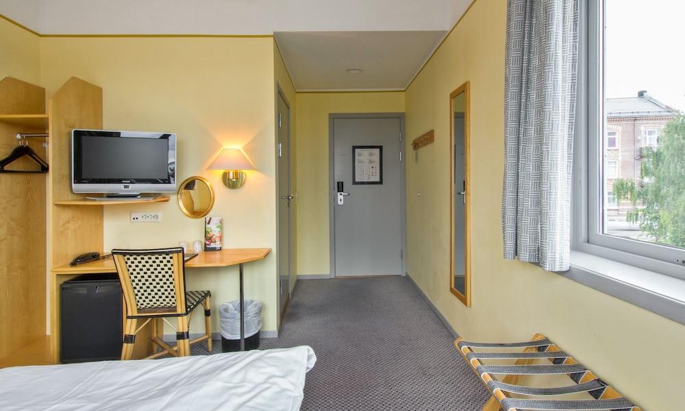 Thon Partner Hotel Хортен Екстериор снимка